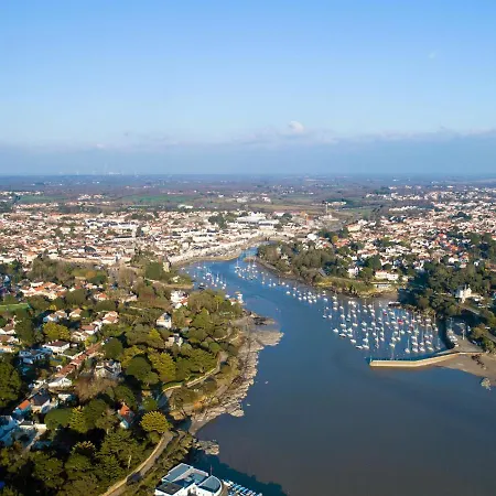 Studio Des Halles By Interhome Apartamento Pornic